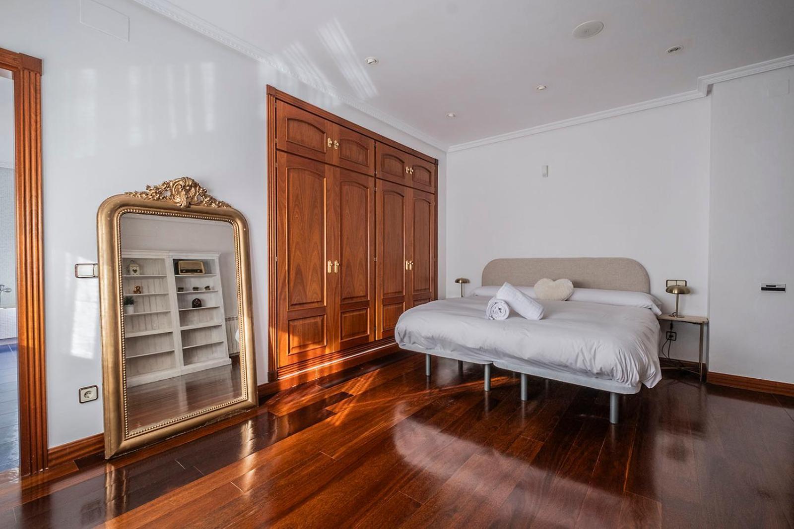 Mansion Con Jacuzzi A 40 Grados, Gran Piscina Y Padel Villa El Tiemblo Exterior photo